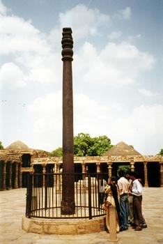железная колонна из Дели 1600 лет без коррозии